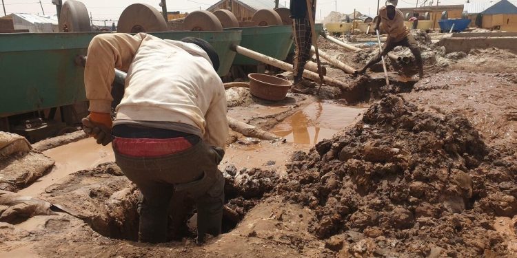 En Mauritanie, la ville de l’or face au danger du sida