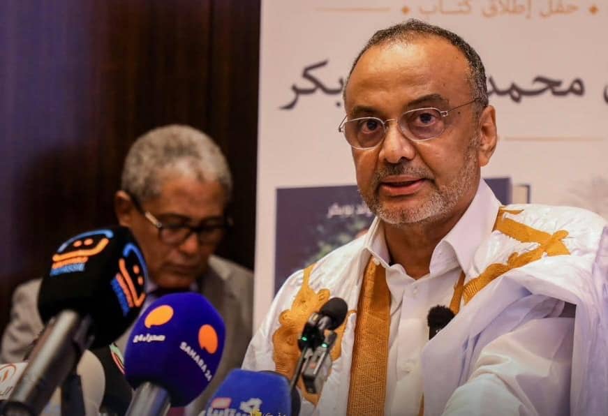 ولد بوبكر يستعرض كواليس المرحلة الانتقالية في كتاب جديد