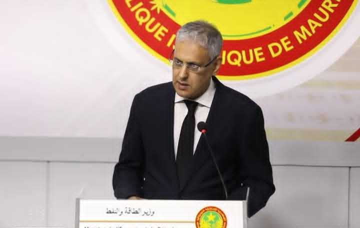 وزير الطاقة ” موريتانيا تمضي في تنفيذ مشاريع جديدة لتعزيز قدراتها في تخزين المحروقات “