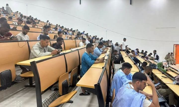الوظيفة العمومية تعلن عن مسابقة خارجية لإكتتاب 310 موظف عمومي